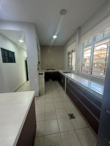 Rumah Teres untuk Dijual di Bandar Kinrara Seksyen 9 (Bandar Kinrara) - Jason Leow - Kitchen - PropertyGuru.com.my