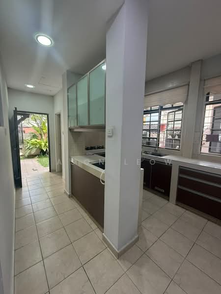Rumah Teres untuk Dijual di Bandar Kinrara Seksyen 9 (Bandar Kinrara) - Jason Leow - Kitchen - PropertyGuru.com.my