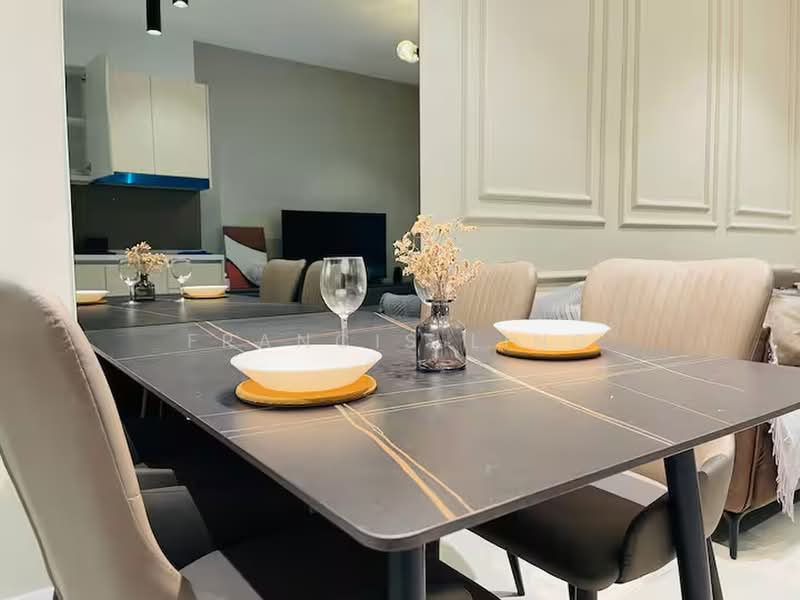 Kediaman Servis untuk Dijual di The Rosewoodz @ Bukit Jalil - Francis Ling - Dining Room - PropertyGuru.com.my