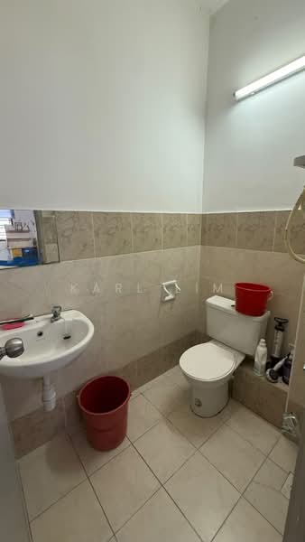 2.5-storey Terraced House for Sale in Taman Setia Indah (Tebrau) - Karl Lim - Bathroom - PropertyGuru.com.my