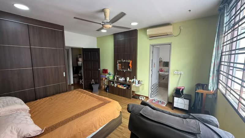 2.5-storey Terraced House for Sale in Taman Setia Indah (Tebrau) - Karl Lim - Bedroom - PropertyGuru.com.my