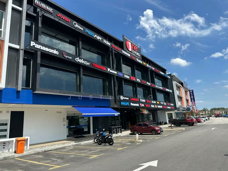 Kedai / Pejabat untuk Disewa di Bandar Tasik Puteri (Rawang) - Justin Ng - Exterior - PropertyGuru.com.my