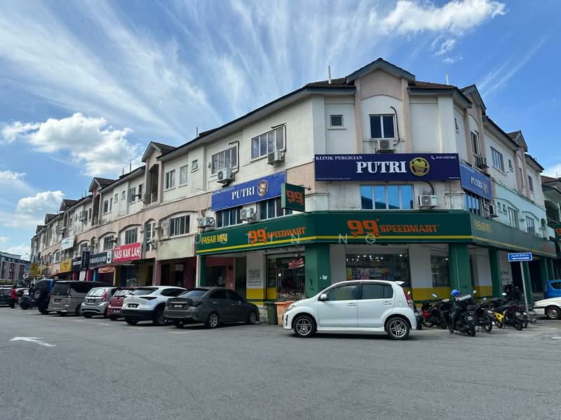 Kedai / Pejabat untuk Disewa di Bandar Tasik Puteri (Rawang) - Justin Ng - Exterior - PropertyGuru.com.my