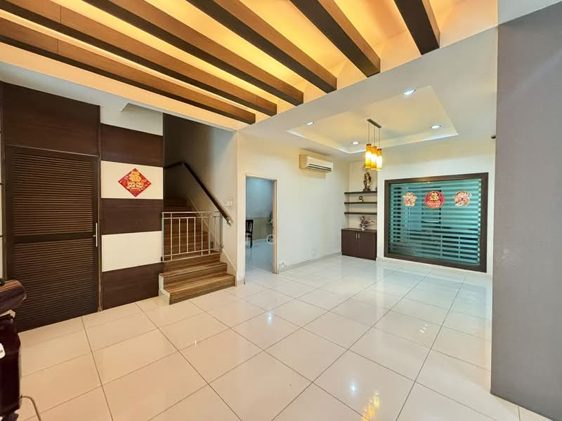 Rumah Teres 2 Tingkat untuk Dijual di Taman Puteri Indah (Batu Pahat) - NGO - Living Room - PropertyGuru.com.my