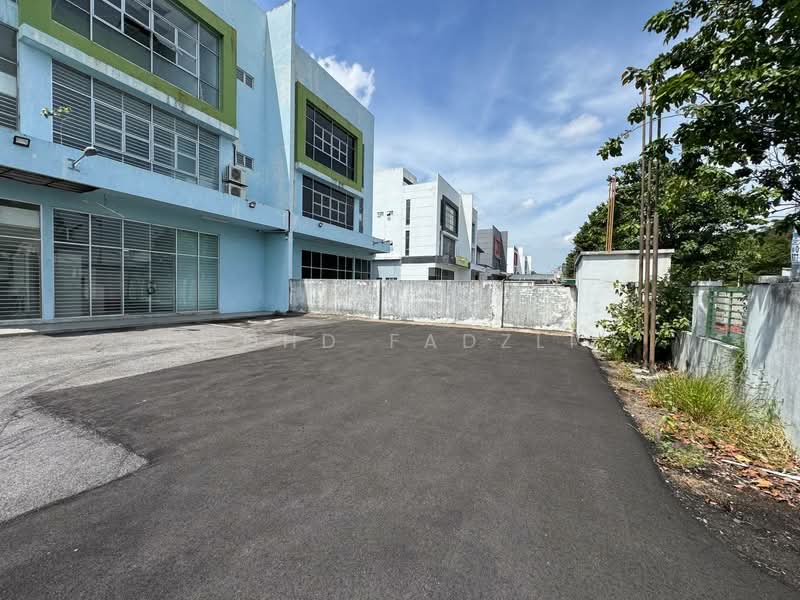 Semi-D Factory for Sale in Shah Alam (Selangor) - Mohd Fadzli - Exterior - PropertyGuru.com.my