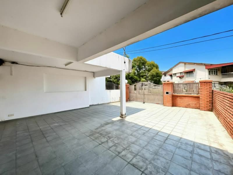 Rumah Teres 2-Tingkat untuk Dijual di Taman Pelangi (Johor Bahru) - Lauren Chai - Exterior - PropertyGuru.com.my