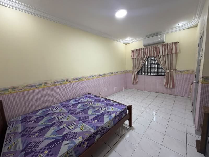 Rumah Teres 2 Tingkat untuk Disewa di Taman Putri (Kulai) - Li Wei - PropertyGuru.com.my