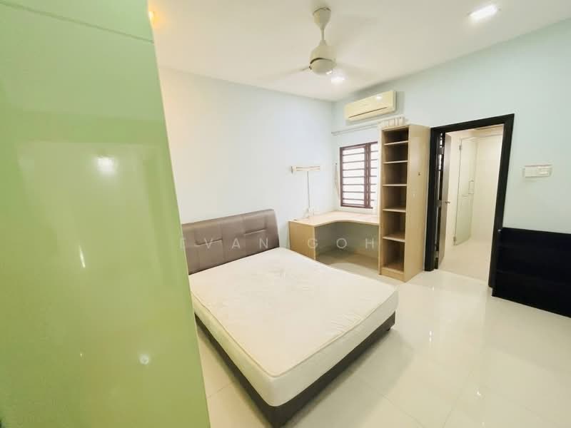 2.5-storey Terraced House for Sale in Taman Meranti Jaya (Puchong) - Evan Goh - Bedroom - PropertyGuru.com.my