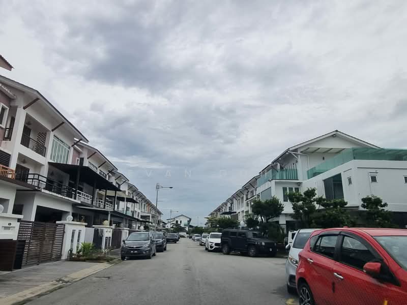 2.5-storey Terraced House for Sale in Taman Meranti Jaya (Puchong) - Evan Goh - Exterior - PropertyGuru.com.my
