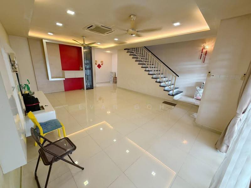Rumah Teres 2.5-Tingkat untuk Dijual di Taman Meranti Jaya (Puchong) - Evan Goh - Living Room - PropertyGuru.com.my