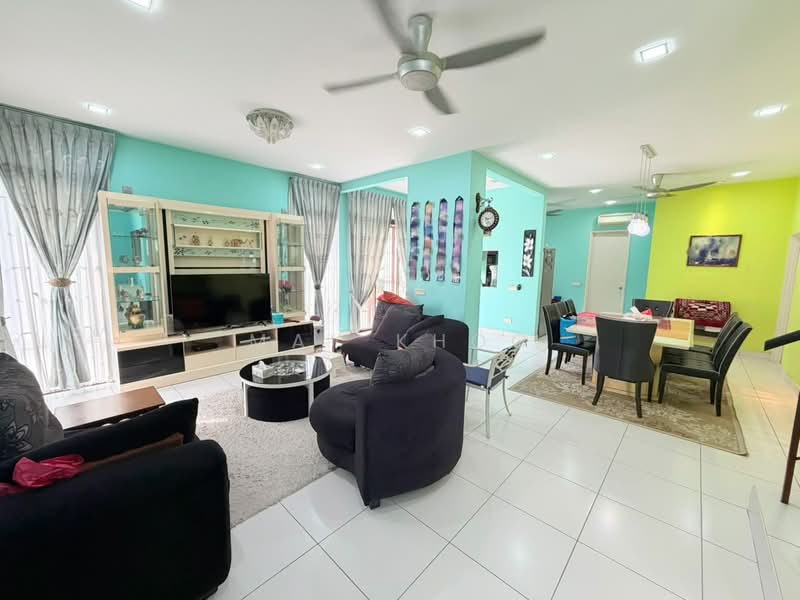 Cluster House for Sale in Setia Tropika (Johor Bahru) - May Khoo - Living Room - PropertyGuru.com.my