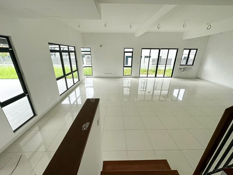 Semi-Detached House for Sale in Sungai Buloh (Selangor) - Yeong Wan Chi - Living Room - PropertyGuru.com.my