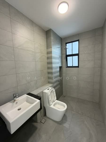 Cluster House for Sale in Setia Tropika (Johor Bahru) - May Khoo - Bathroom - PropertyGuru.com.my