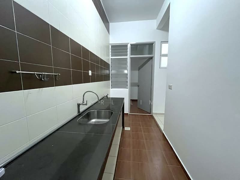 Cluster House for Sale in Bukit Indah (Iskandar Puteri (Nusajaya)) - Karl Lim - Kitchen - PropertyGuru.com.my