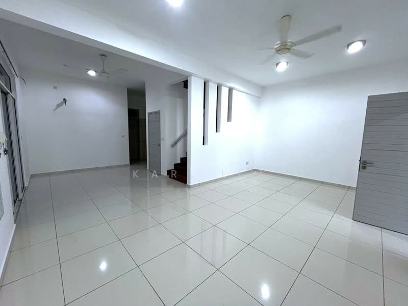 Cluster House for Sale in Bukit Indah (Iskandar Puteri (Nusajaya)) - Karl Lim - Living Room - PropertyGuru.com.my