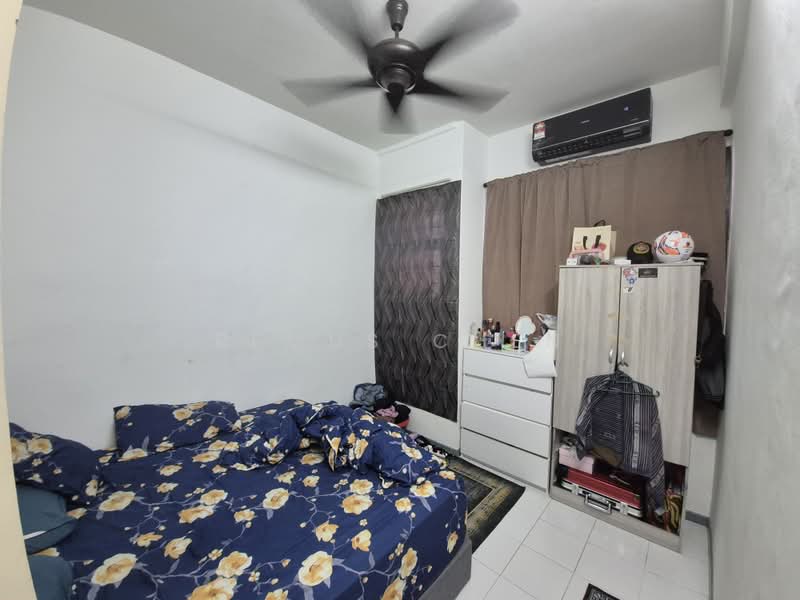 Apartment for Sale at Selayang Centre Point Apartment - Remus Chen - Bedroom - PropertyGuru.com.my