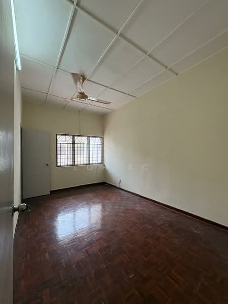 Rumah Teres untuk Disewa di Ampang Jaya (Ampang) - Loh KC - Interior - PropertyGuru.com.my