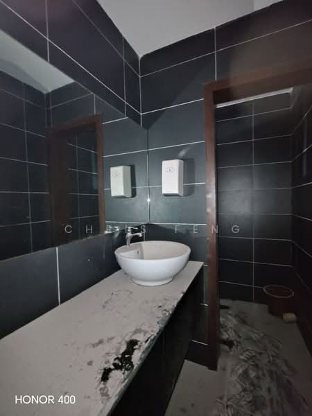 Shop / Office for Rent in Kota Kinabalu (Sabah) - Chris Feng - Bathroom - PropertyGuru.com.my
