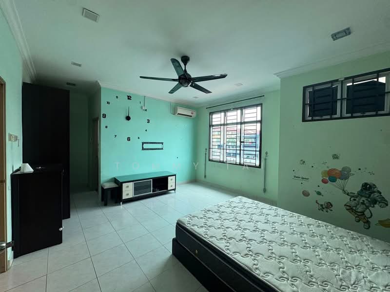 2-storey Terraced House for Sale in Taman Seri Orkid (Skudai) - Tommy Tai - Bedroom - PropertyGuru.com.my