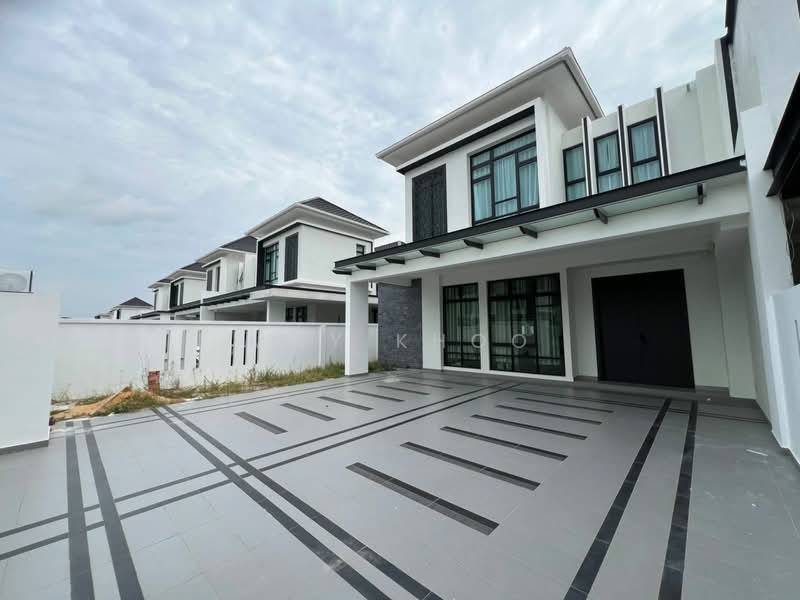 Semi-Detached House for Sale in Setia Tropika (Johor Bahru) - May Khoo - Exterior - PropertyGuru.com.my