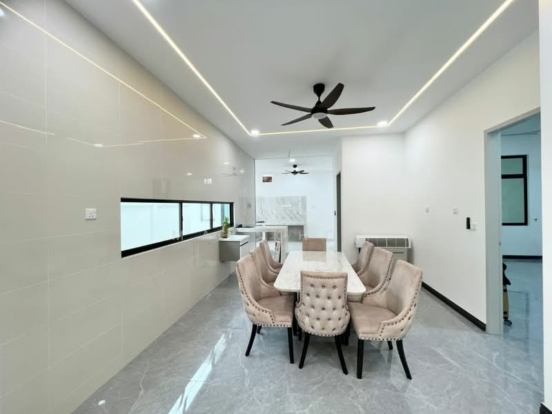 Semi-Detached House for Sale in Setia Tropika (Johor Bahru) - May Khoo - Dining Room - PropertyGuru.com.my