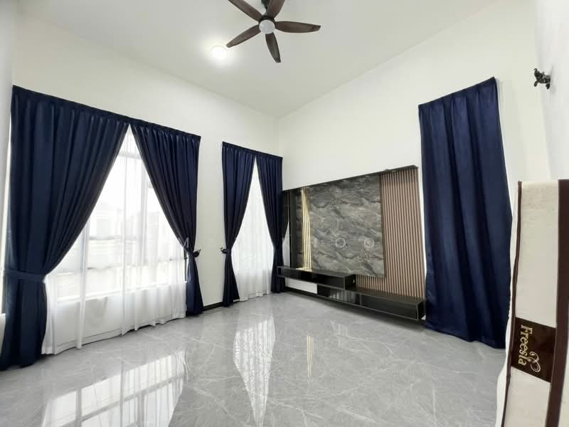 Semi-Detached House for Sale in Setia Tropika (Johor Bahru) - May Khoo - Living Room - PropertyGuru.com.my
