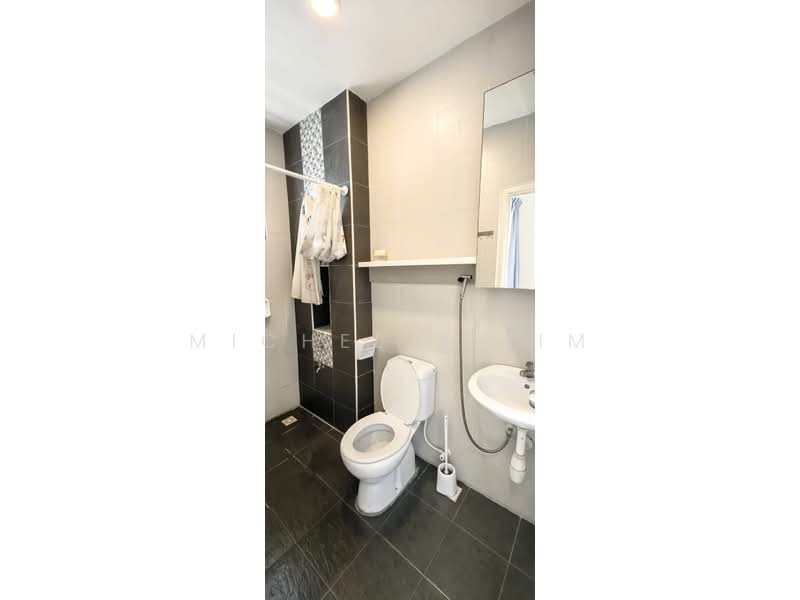 2-storey Terraced House for Rent in Taman Dato Onn (Johor Bahru) - Michelle Lim - Bathroom - PropertyGuru.com.my