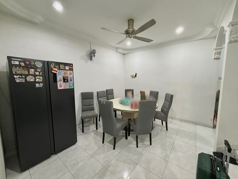 2-storey Terraced House for Sale in Taman Sri Wangsa (Batu Pahat) - NGO - Dining Room - PropertyGuru.com.my