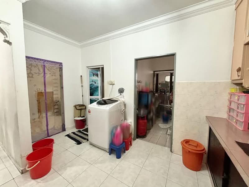 2-storey Terraced House for Sale in Taman Sri Wangsa (Batu Pahat) - NGO - Kitchen - PropertyGuru.com.my