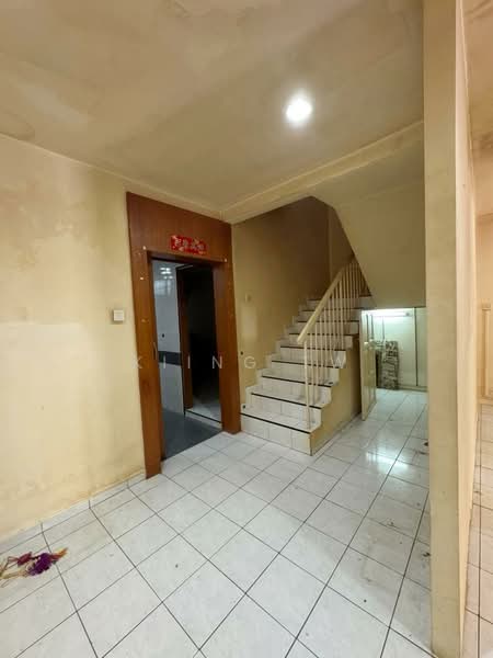 Rumah Teres 2 Tingkat untuk Dijual di Taman Wangsa Permai (Kepong) - Kiing TW - Entrance - PropertyGuru.com.my