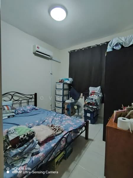 Pangsapuri untuk Dijual di Kipark Apartment - Jovel Lim - Bedroom - PropertyGuru.com.my