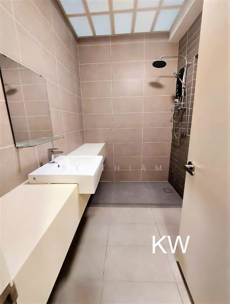 Rumah Teres 2 Tingkat untuk Disewa di Bandar Tropicana Aman (Telok Panglima Garang) - SK Thiam - Bathroom - PropertyGuru.com.my