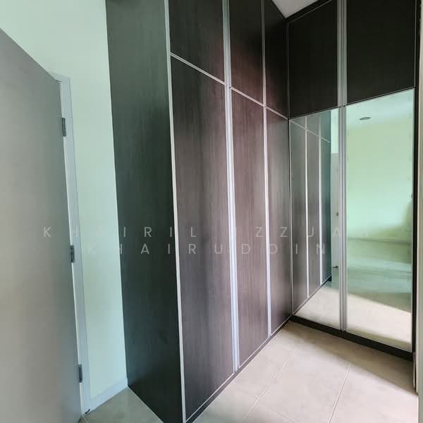 Cluster House for Rent in Sunway Alam Suria (Shah Alam) - Khairil Izzuan Khairuddin - Master Bedroom - PropertyGuru.com.my