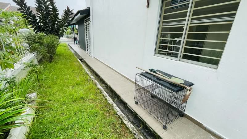 Terraced House for Sale in D'alpinia (Puchong) - Rafedah Binti Abdul Aziz - Exterior - PropertyGuru.com.my
