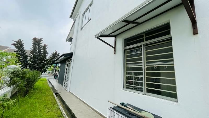 Terraced House for Sale in D'alpinia (Puchong) - Rafedah Binti Abdul Aziz - Exterior - PropertyGuru.com.my