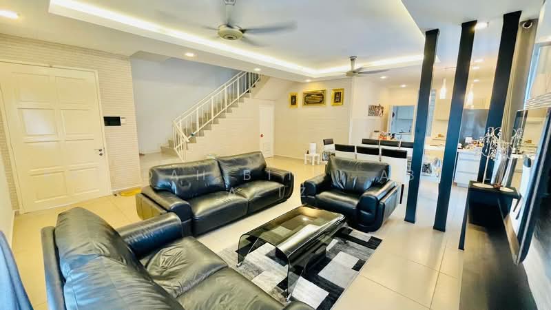 Terraced House for Sale in D'alpinia (Puchong) - Rafedah Binti Abdul Aziz - Living Room - PropertyGuru.com.my