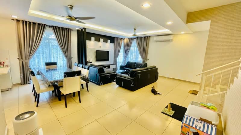 Terraced House for Sale in D'alpinia (Puchong) - Rafedah Binti Abdul Aziz - Living Room - PropertyGuru.com.my
