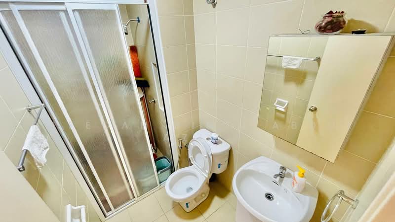 Terraced House for Sale in D'alpinia (Puchong) - Rafedah Binti Abdul Aziz - Bathroom - PropertyGuru.com.my