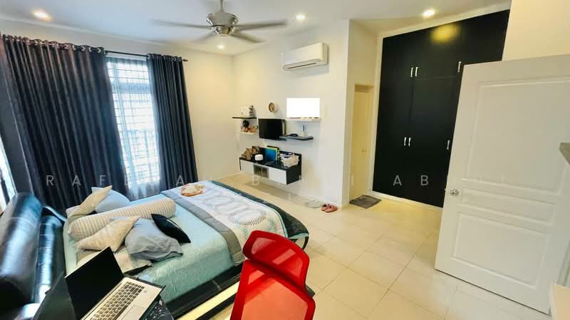 Terraced House for Sale in D'alpinia (Puchong) - Rafedah Binti Abdul Aziz - Bedroom - PropertyGuru.com.my
