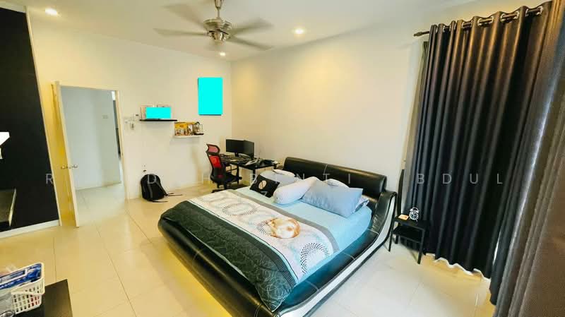 Terraced House for Sale in D'alpinia (Puchong) - Rafedah Binti Abdul Aziz - Bedroom - PropertyGuru.com.my