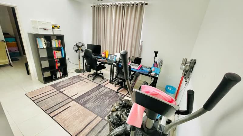 Terraced House for Sale in D'alpinia (Puchong) - Rafedah Binti Abdul Aziz - Study - PropertyGuru.com.my