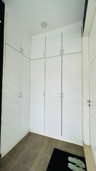 Terraced House for Sale in D'alpinia (Puchong) - Rafedah Binti Abdul Aziz - Entrance - PropertyGuru.com.my