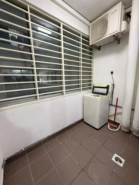 Servis Apartment untuk Dijual di Larkin Heights - Jovel Lim - Interior - PropertyGuru.com.my