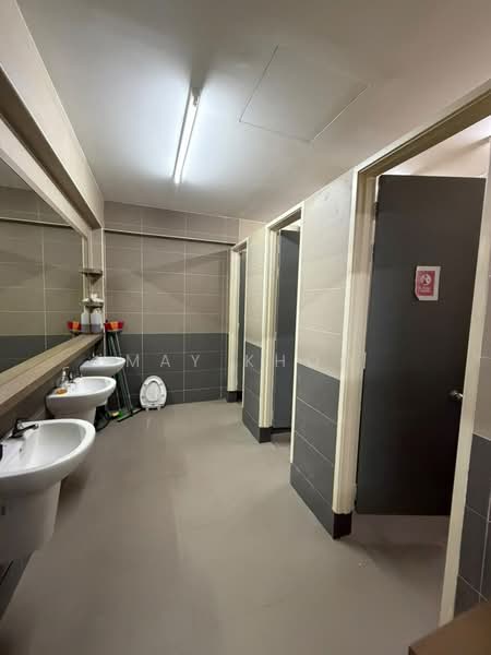 Kilang Kluster untuk Dijual di Eco Business Park 1 (Johor Bahru) - May Khoo - Bathroom - PropertyGuru.com.my
