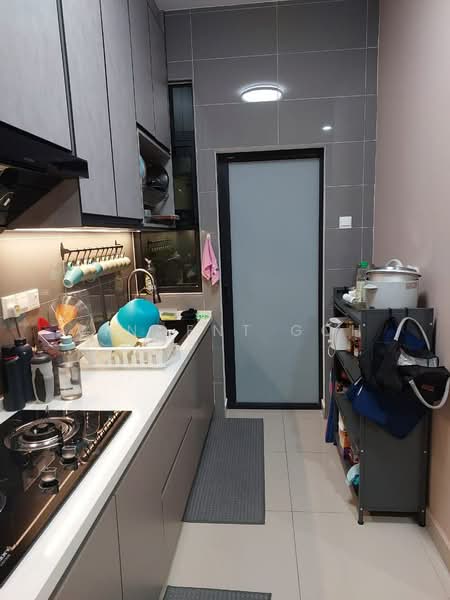 Kondominium untuk Dijual di 99 Residence - Vincent Goh - Kitchen - PropertyGuru.com.my