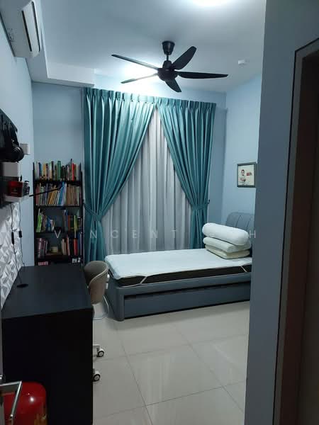 Kondominium untuk Dijual di 99 Residence - Vincent Goh - Bedroom - PropertyGuru.com.my