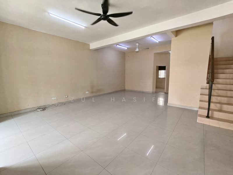 2-storey Terraced House for Sale in Taman Warisan Indah (Dengkil) - Zul Hasif - PropertyGuru.com.my