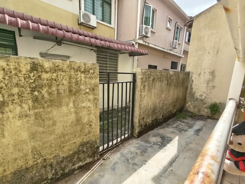 2-storey Terraced House for Sale in Taman Warisan Indah (Dengkil) - Zul Hasif - PropertyGuru.com.my
