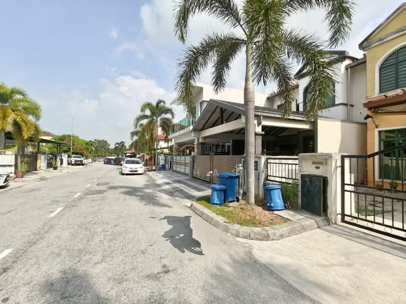 2-storey Terraced House for Sale in Taman Warisan Indah (Dengkil) - Zul Hasif - PropertyGuru.com.my
