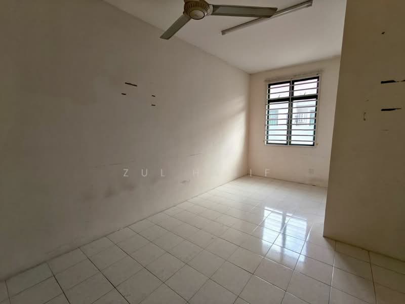 2-storey Terraced House for Sale in Taman Warisan Indah (Dengkil) - Zul Hasif - PropertyGuru.com.my